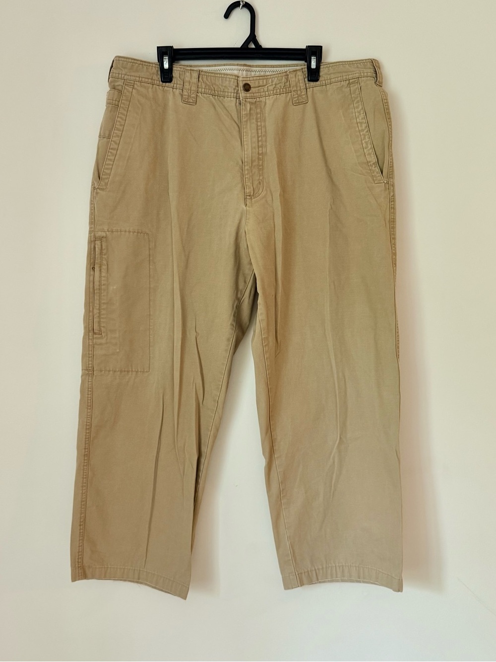 Columbia Sportswear Company Men's Tan Cargo Pants – Relaxed Fit Utility Trousers
